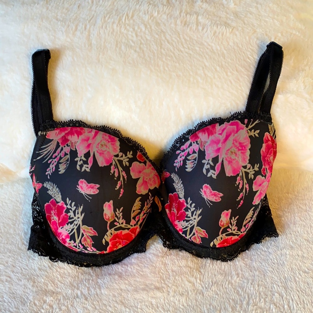 VS Bra